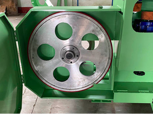 500-3000 मिमी सीएनसी फोम काटने की मशीन सिलेंडर rebounded फोम ब्लॉक काटने की मशीन
